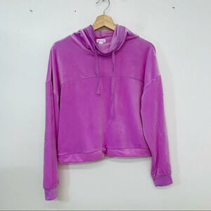 Flirtitude Lilac Velour Hooded Top‎ Woman Long  Sleeve Crop New Active Travel